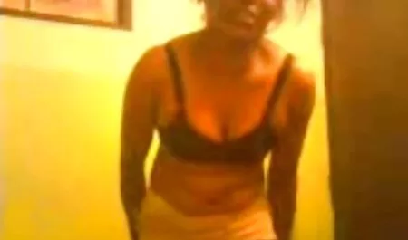 एक फिटिंग रूम में हॉलीवुड सेक्सी फुल मूवी हार्ड सेक्स