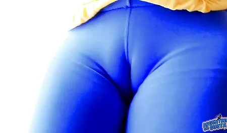 सेक्सी मालकिन दास को सह से फुल सेक्सी सेक्सी फिल्म रोकने के लिए क्रूरता से चिढ़ाती है
