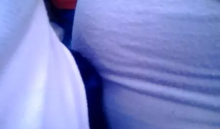 मैकेनिक blowjob के इंग्लिश में फुल सेक्सी फिल्म लिए गर्म श्यामला कार को ठीक करता है