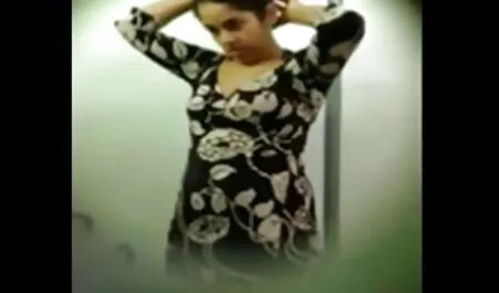 सेक्सी सेक्सी फिल्म फुल मूवी वीडियो में चिक और बड़ा डिल्डो