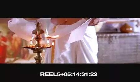 एशियाई लड़की हस्तमैथुन करती एचडी फुल सेक्सी फिल्म है और जोर से सहलाती है