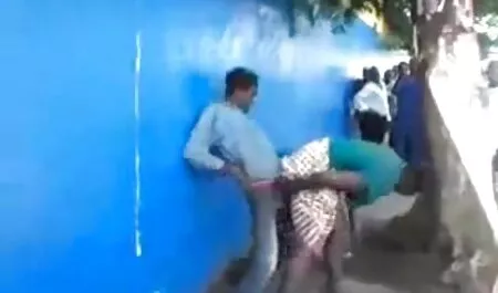 बड़े ट्रिपल सेक्स फुल वीडियो और डिक गड़बड़ माँ