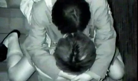 Blowjob के बाद, सौंदर्य ने आदमी के बड़े डिक को योनि में जाने दिया, लेकिन यह नहीं पता फुल सेक्सी मूवी एचडी था कि वह आदमी उसे बहुत मुश्किल से चोदेगा